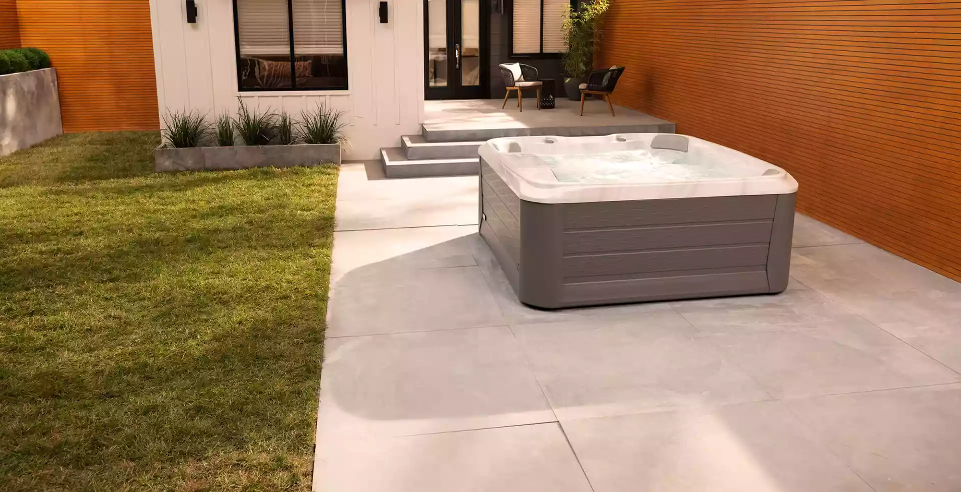 Sds 680 Edison Porcelain Slate Lifestyle Day - Sundance Spas Of Edmonton